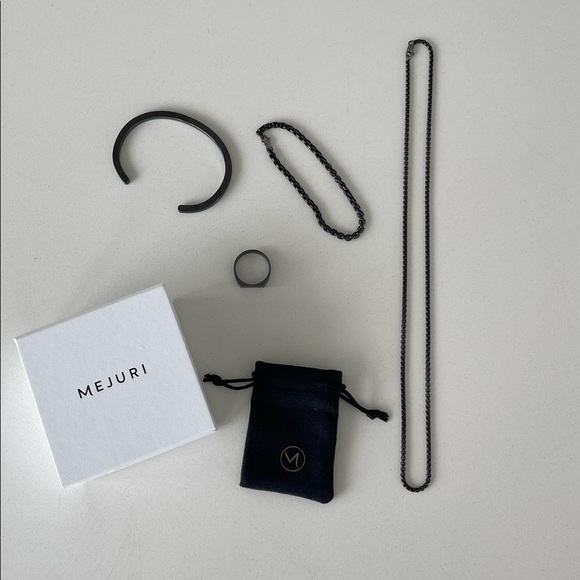 Mejuri Titanium Cuff Bracelet - Picture 3 of 3